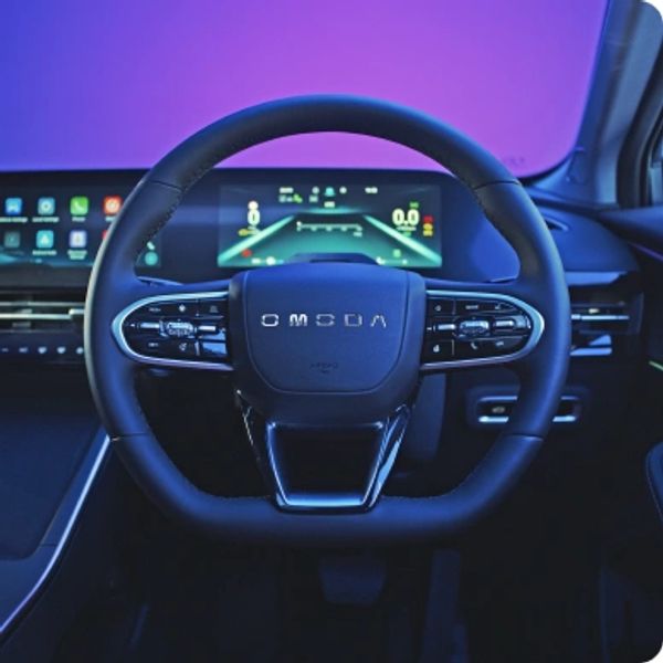 OMODA 9 Black Edition steering wheel
