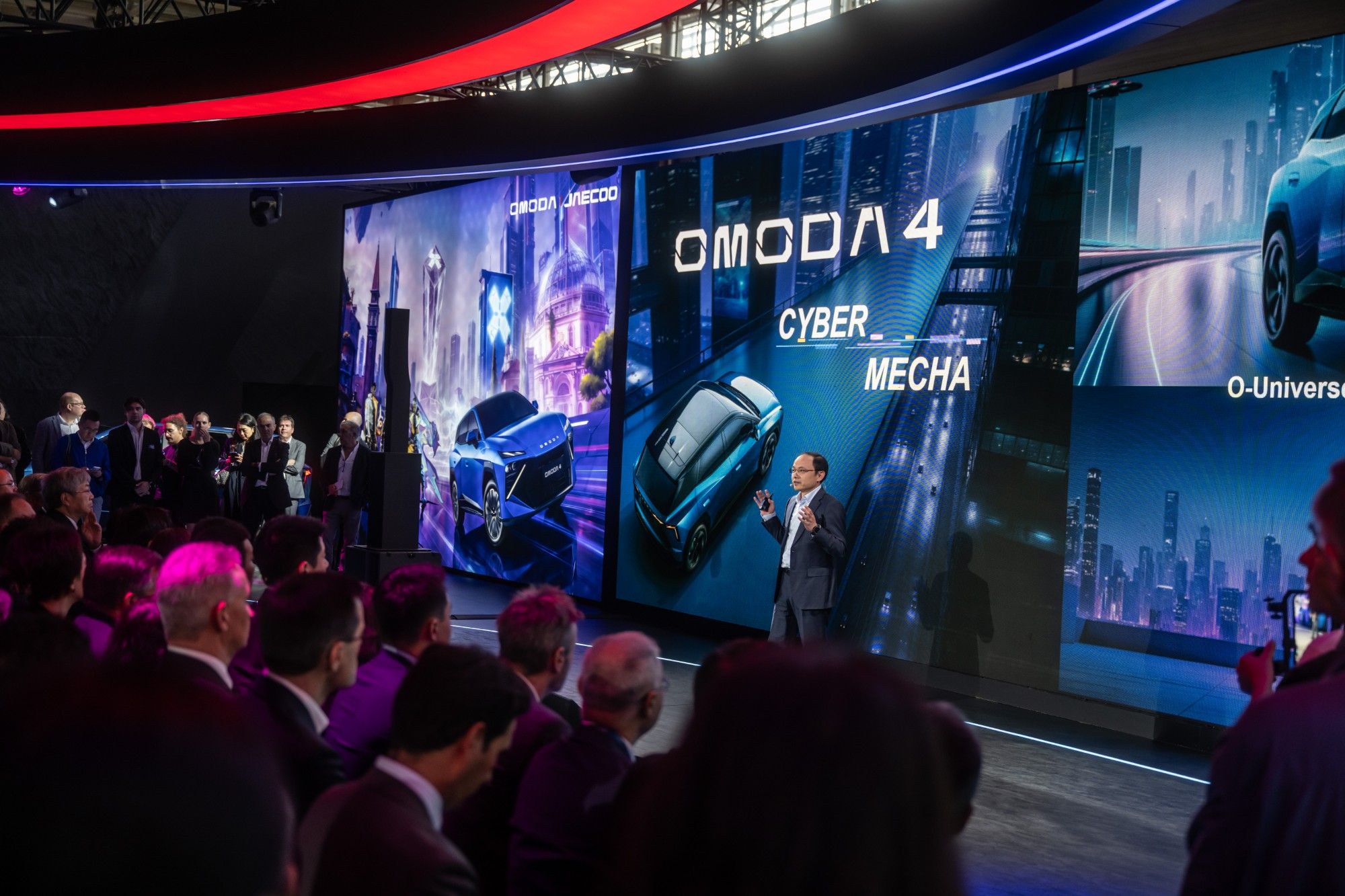 OMODA 4 Cyber Mecha design presentation on the OMODA&JAECOO stand at the 2026 Paris Motor Show
