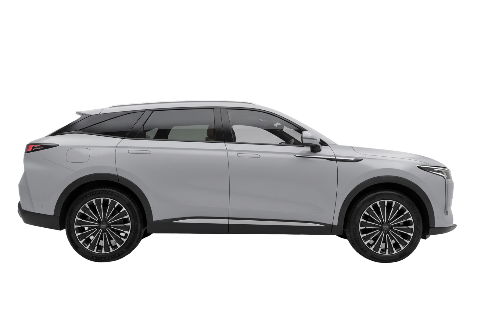 OMODA 9 in silver, side profile studio shot