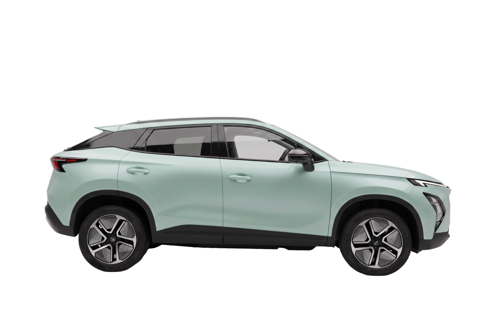 An OMODA 5 EV electric SUV
