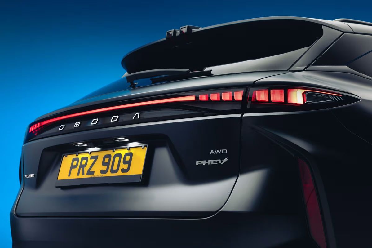 OMODA 9 Black Edition rear lights