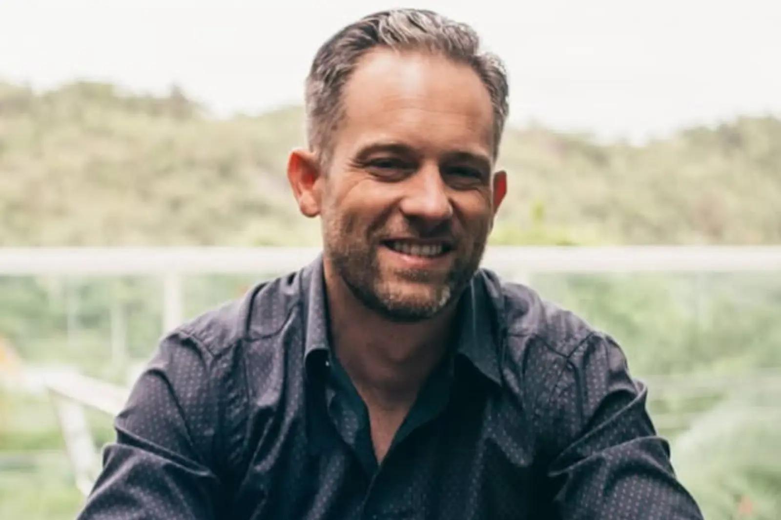 STR riches podcasts aluguel de temporada