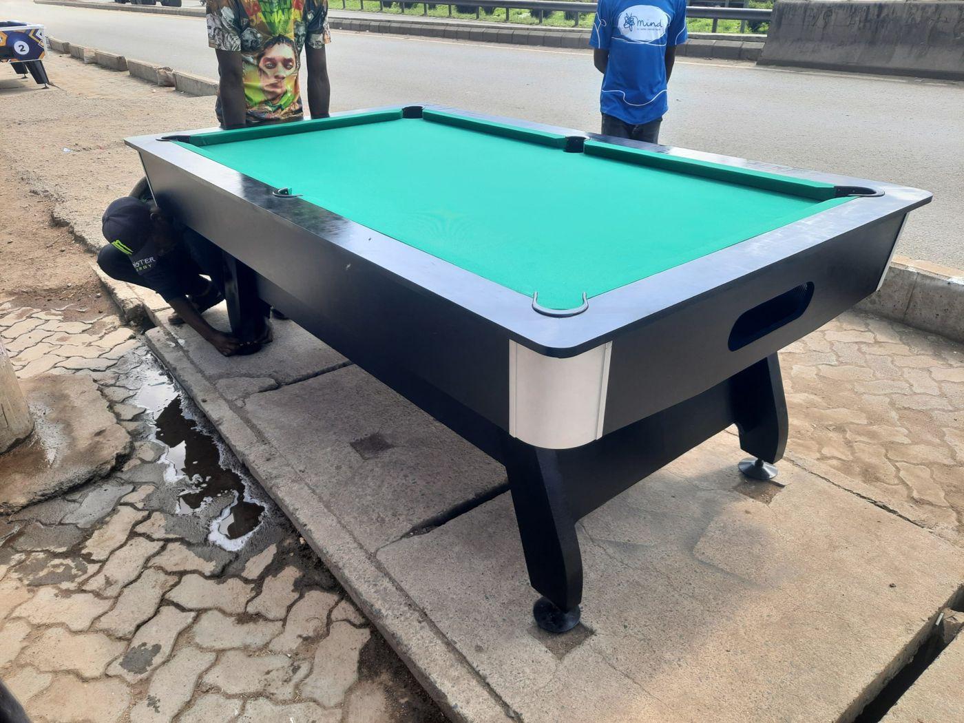 Special Unit Pool Table, Premium Build and Finish: black exterior with green cloth