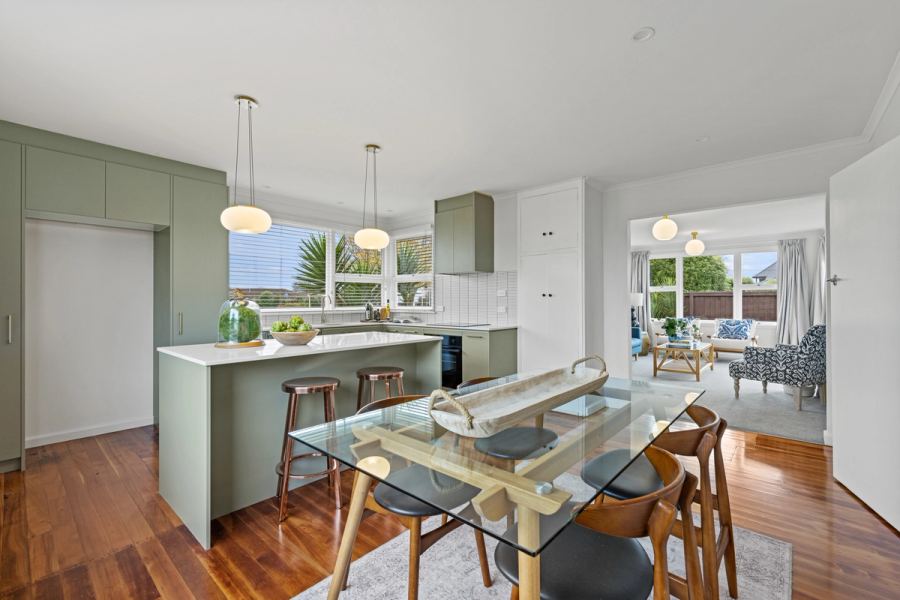 Frankleigh St after renovation, photo 2