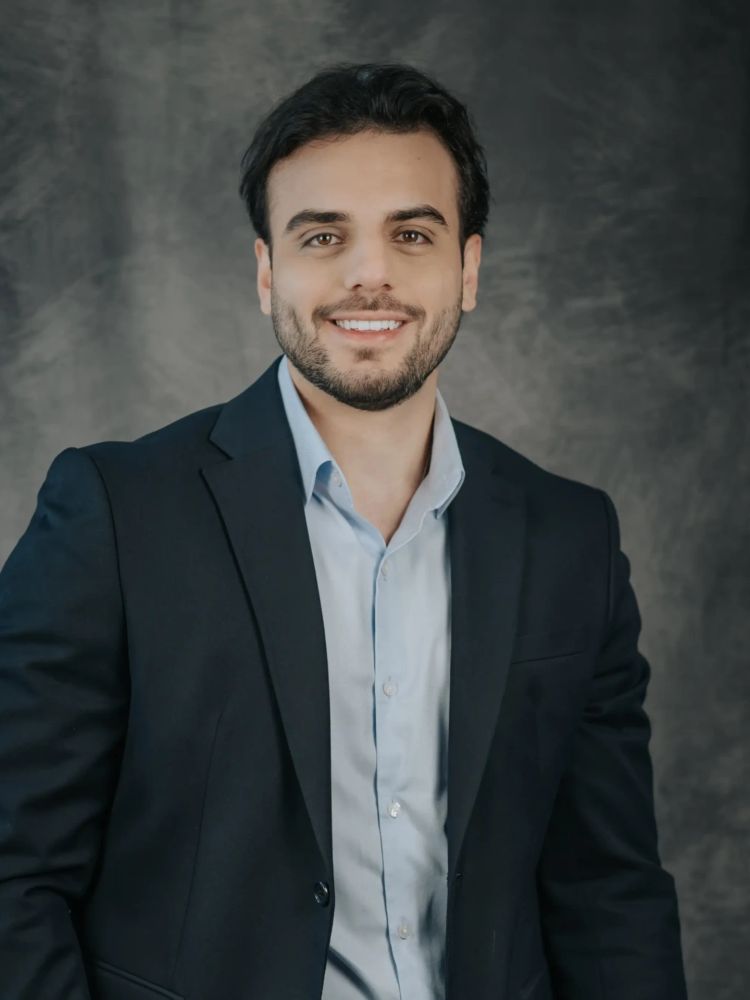 Me Jean Malek, Abogado — derecho familiar, inmobiliario, sucesorio y laboral chez Liverman Arrais à Montréal