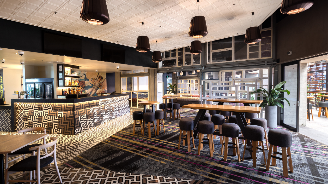 Social House