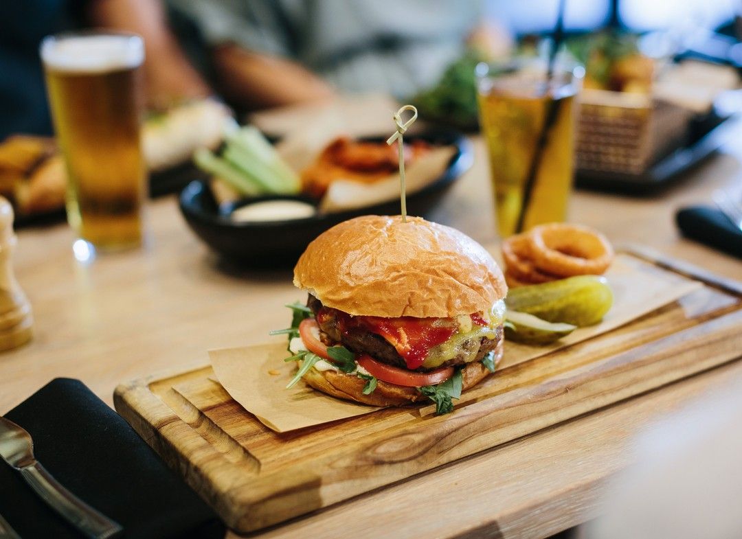 cheeseburger-on-board-with-pickle