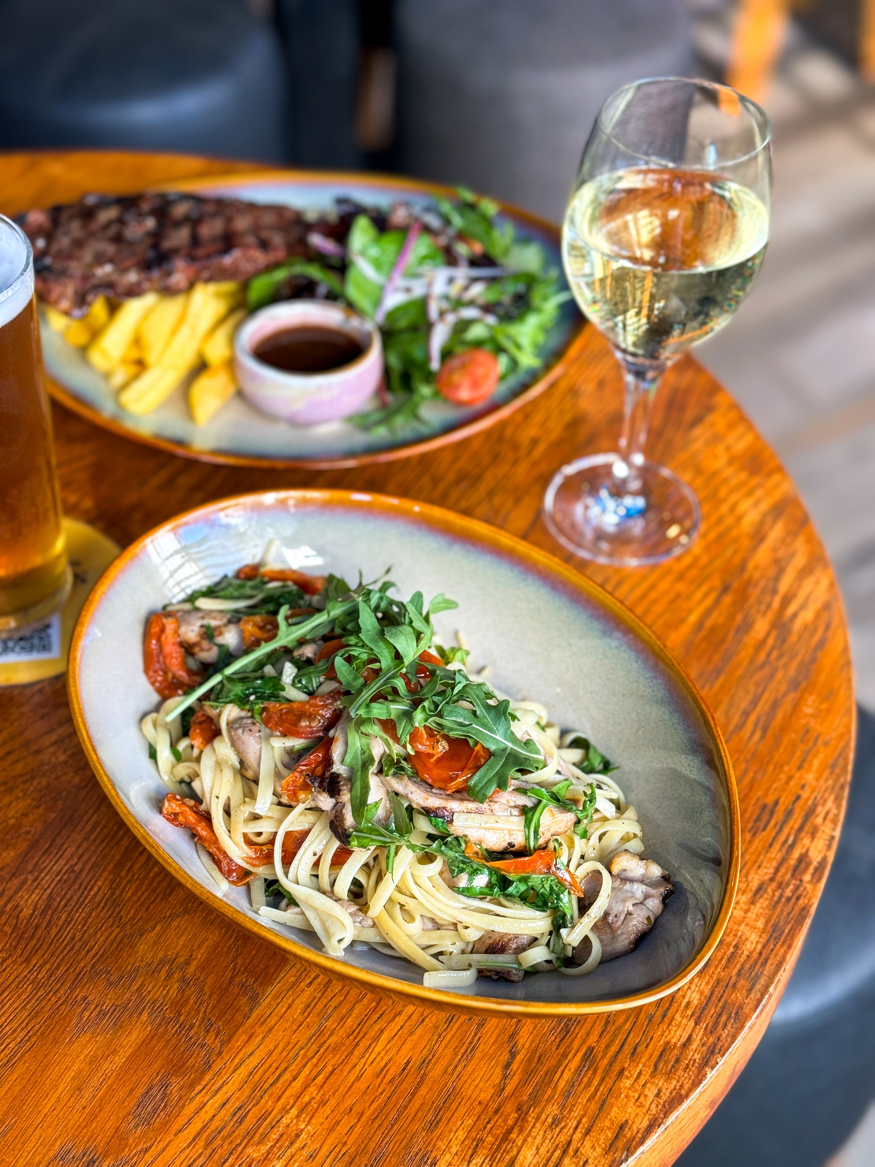 Social House Bar & Lounge