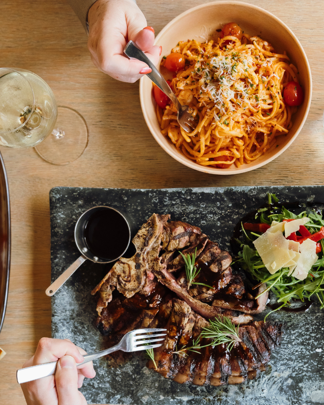 steak and pasta at cliffords grill and lounge