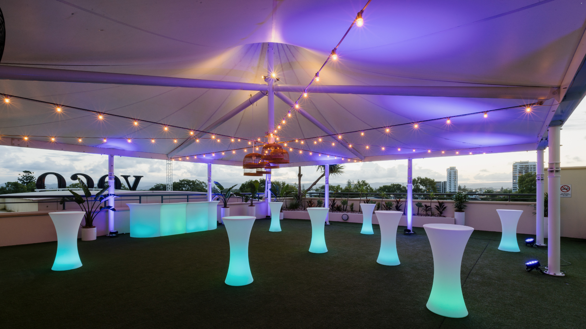 Stylish-Kingfisher-Marquee