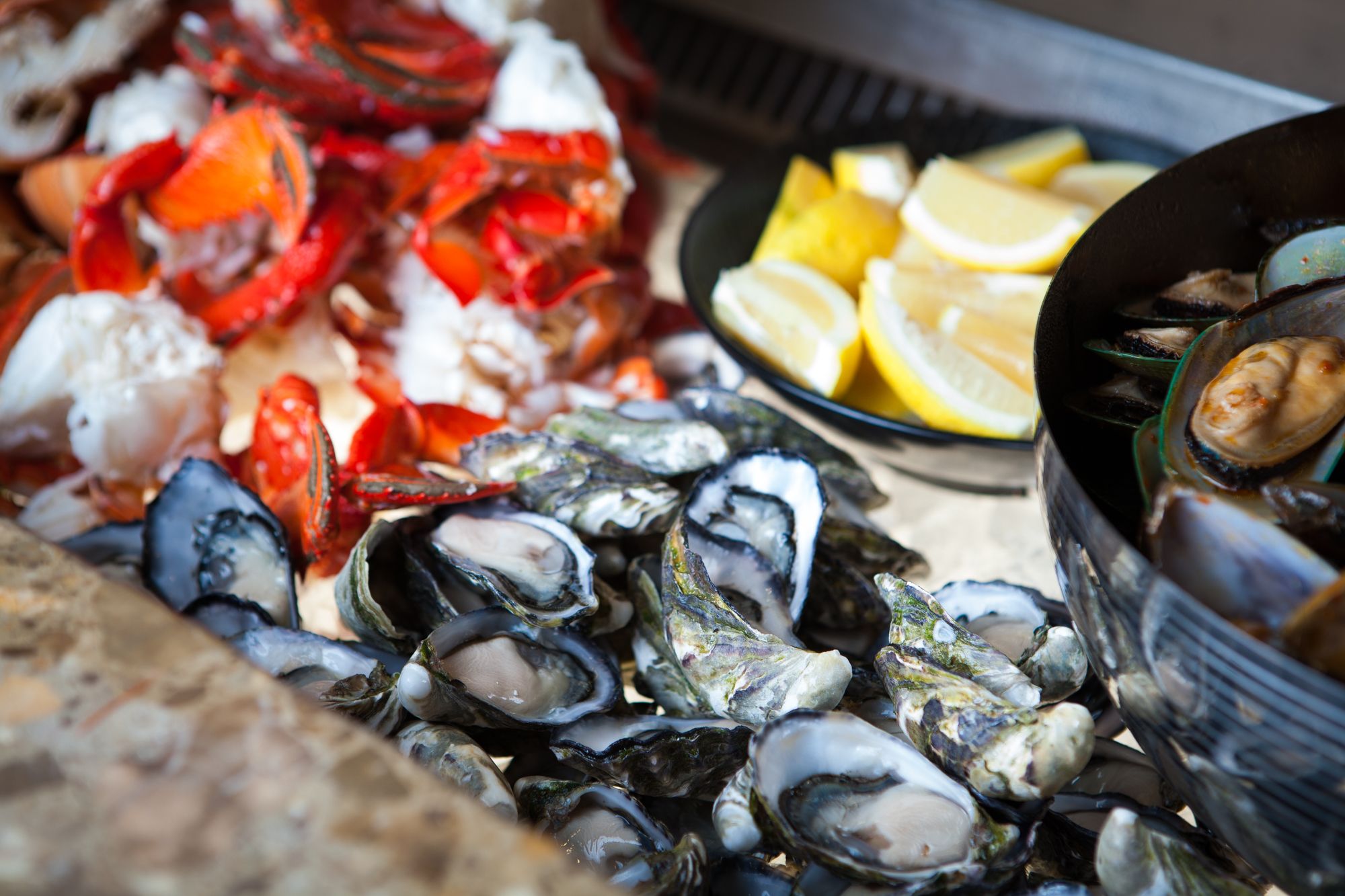 waves seafood buffet