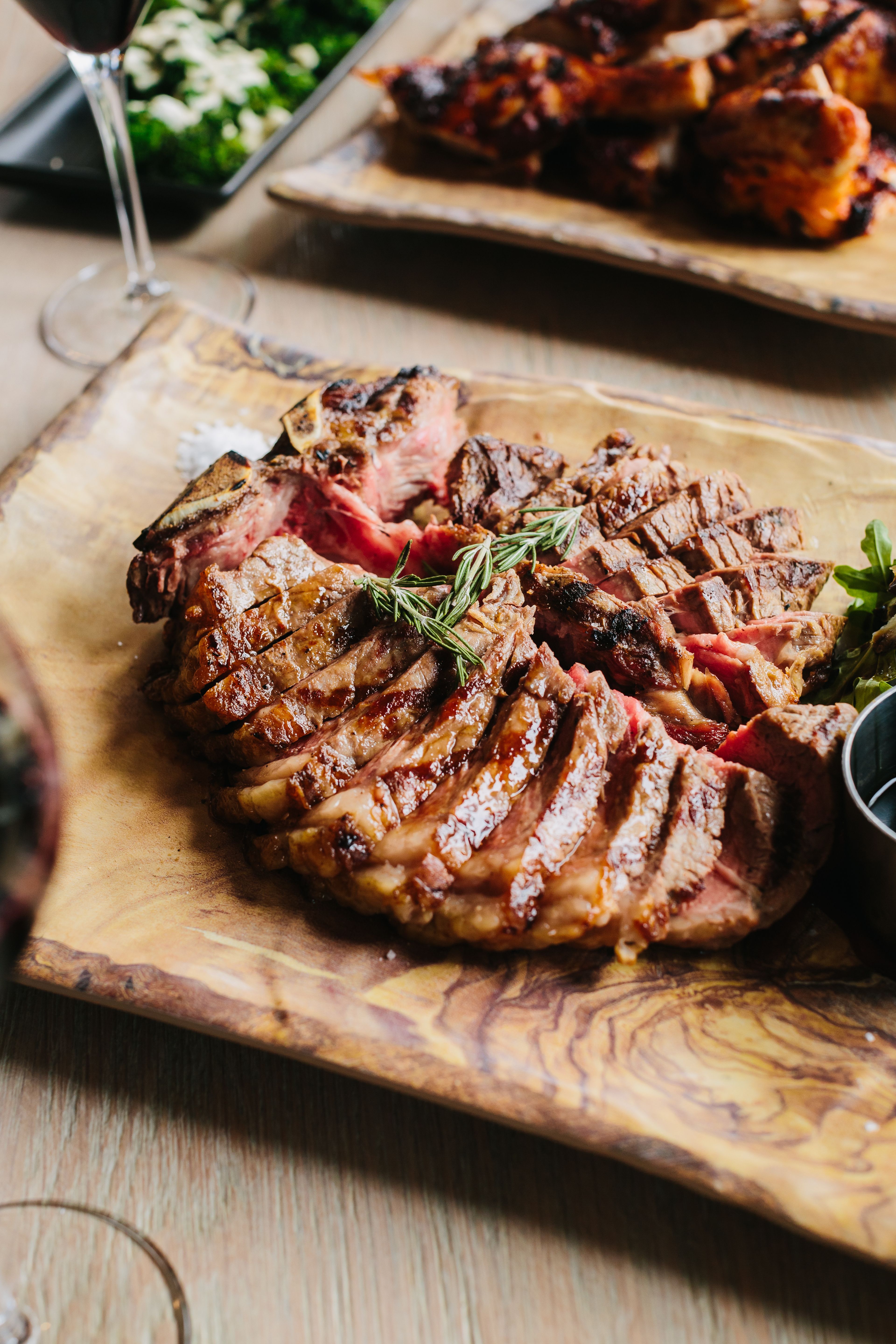 Clifford's Grill & Lounge