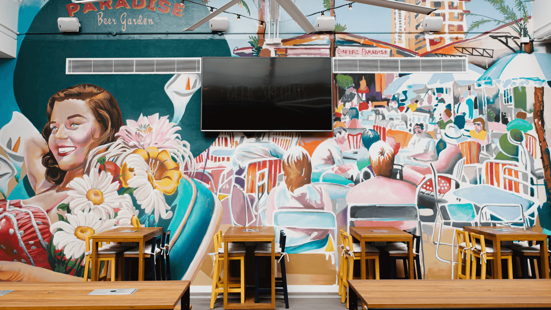 surfers-paradise-beer-garden-mural