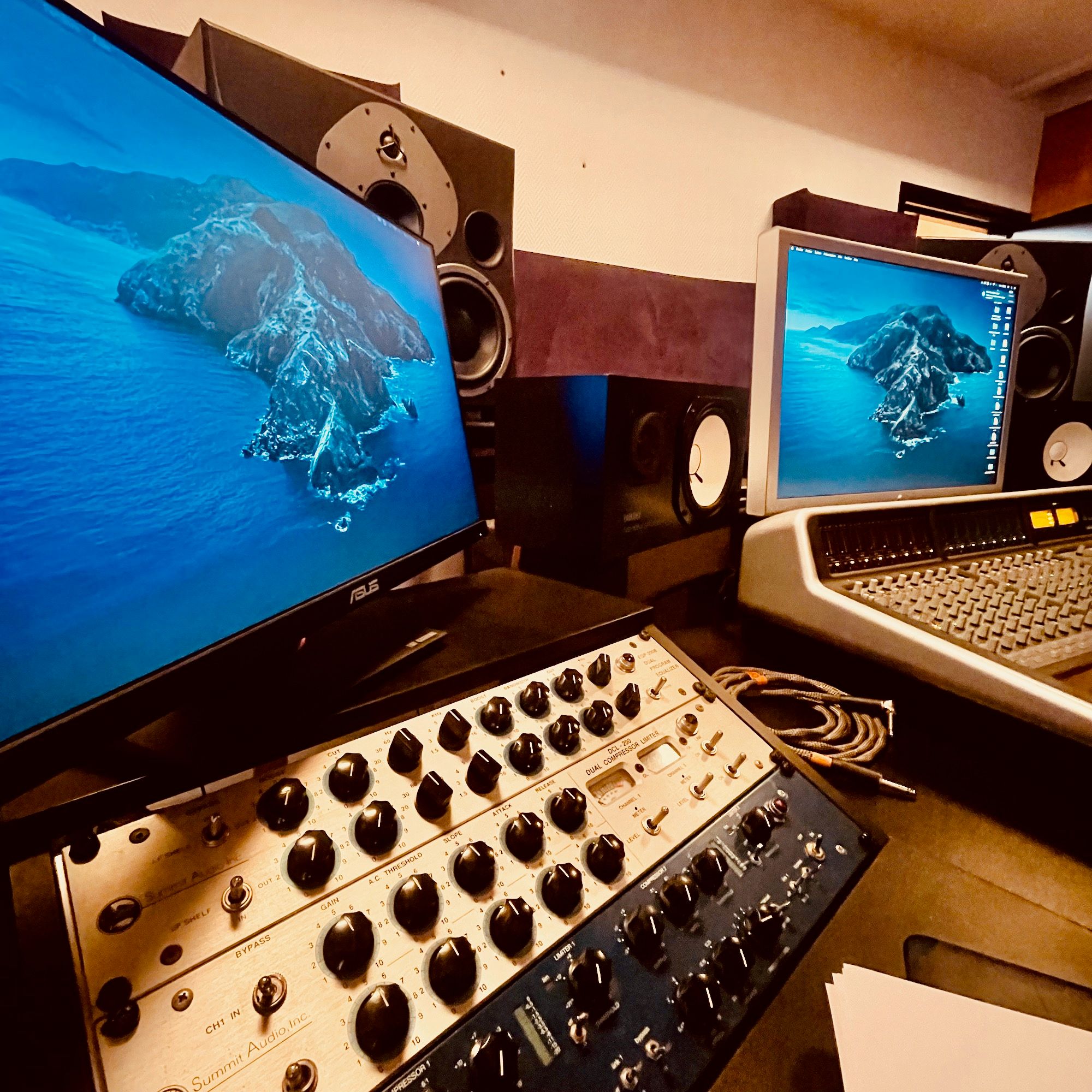 Détail d’une console de mixage