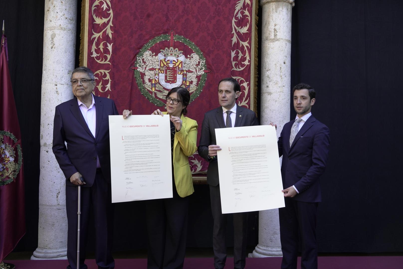 El Nuevo Documento de Valladolid firmado por todos los Premios Cervantes "convoca al mundo hispano" en la defensa del español