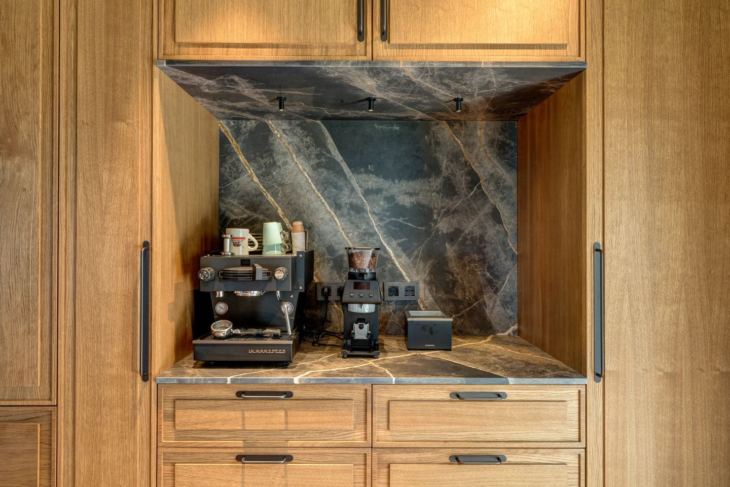 The coffee niche, machines standing on marble