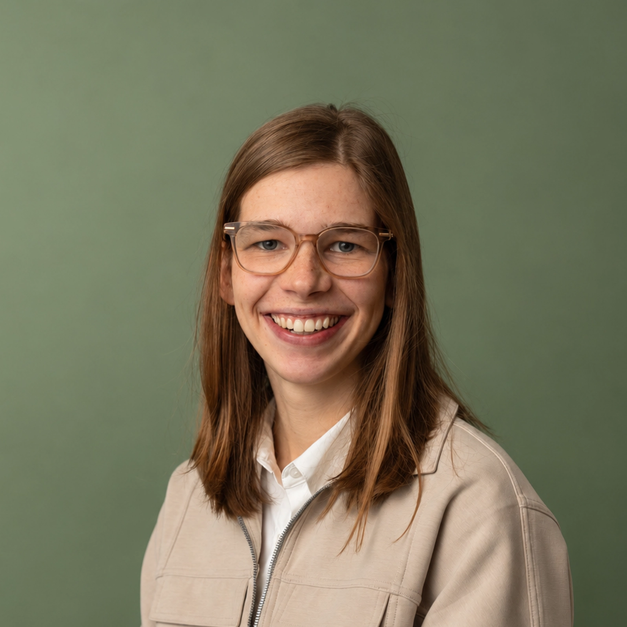 Portrait of Isabelle Lowe