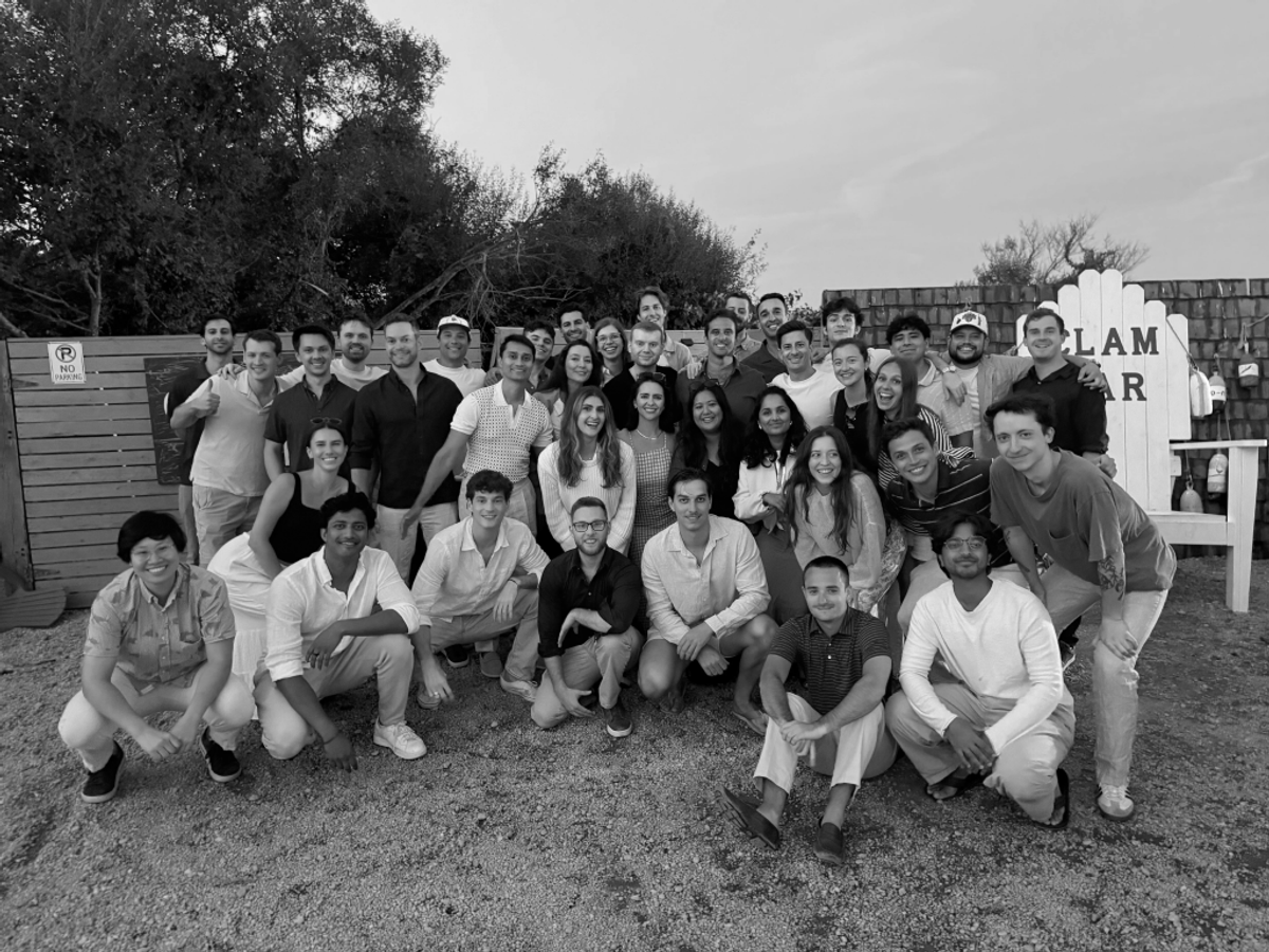 Qualitate team gathering outdoors