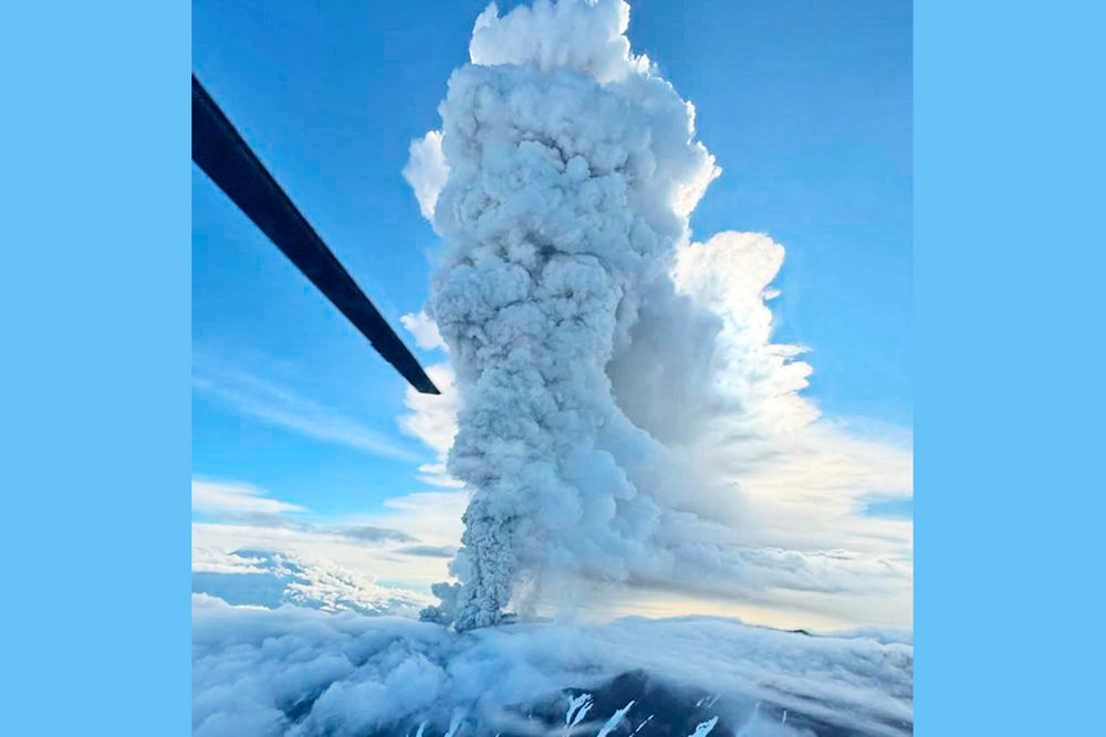 Screenshot of Historic Eruption