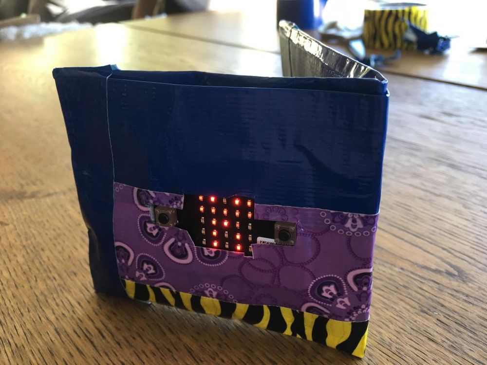 Screenshot of Duct Tape Wallet