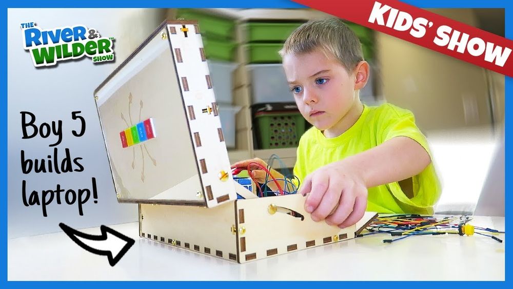 Screenshot of KIDS BUILD PIPER MINECRAFT COMPUTER - STEM ACTIVITY