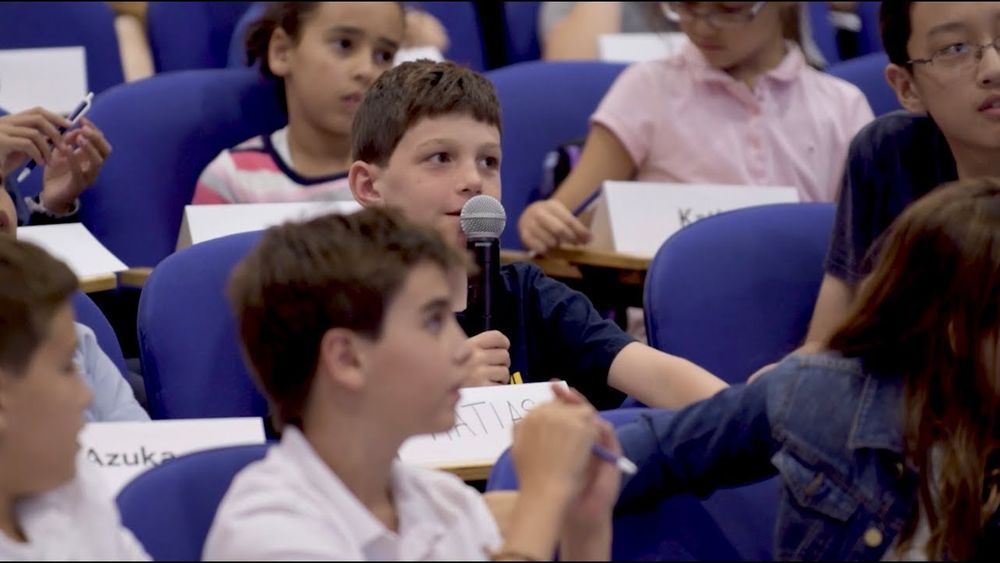 Screenshot of Artificial Intelligence for Kids