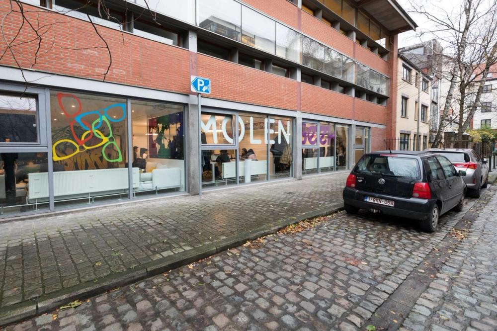 Screenshot of Supporting AI Skills Training in Molenbeek, Belgium