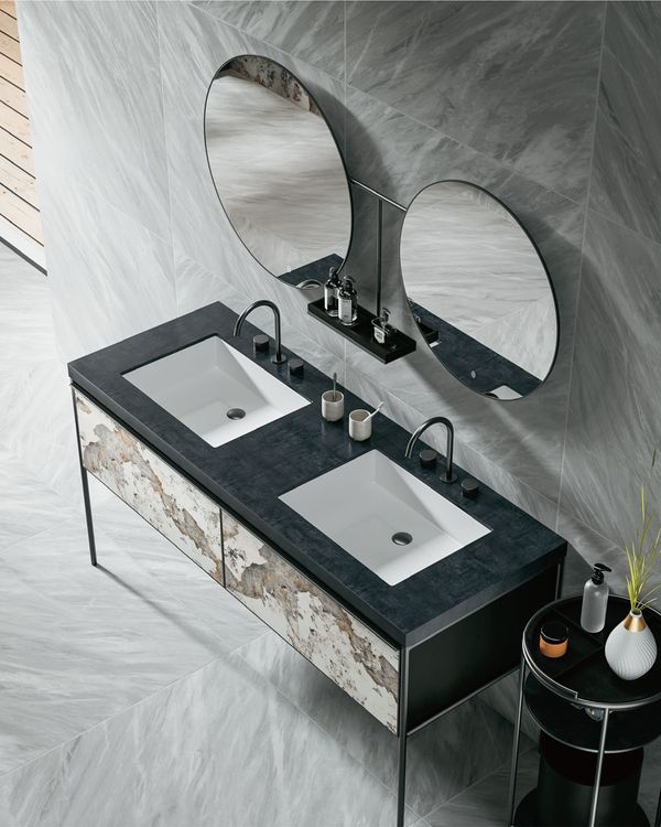 Queenswood BLACKBIRD bathroom vanity image