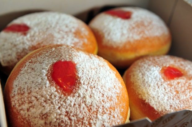 homemade Sufganiyot