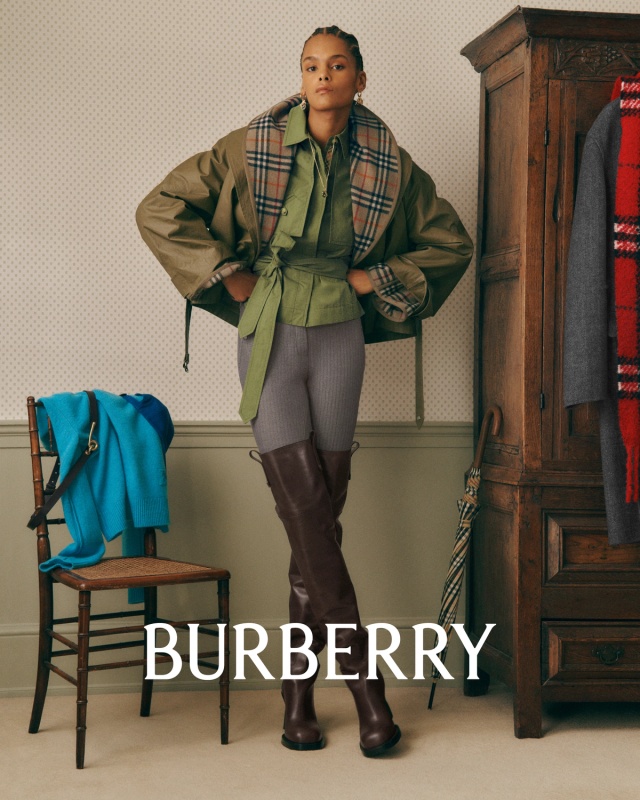 BURBERRY 