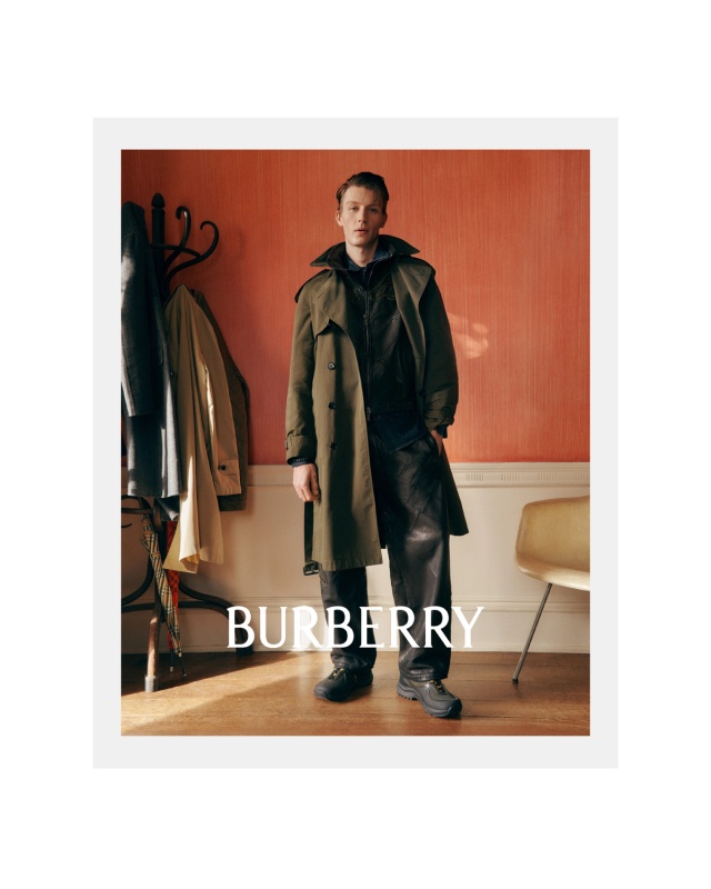 BURBERRY 