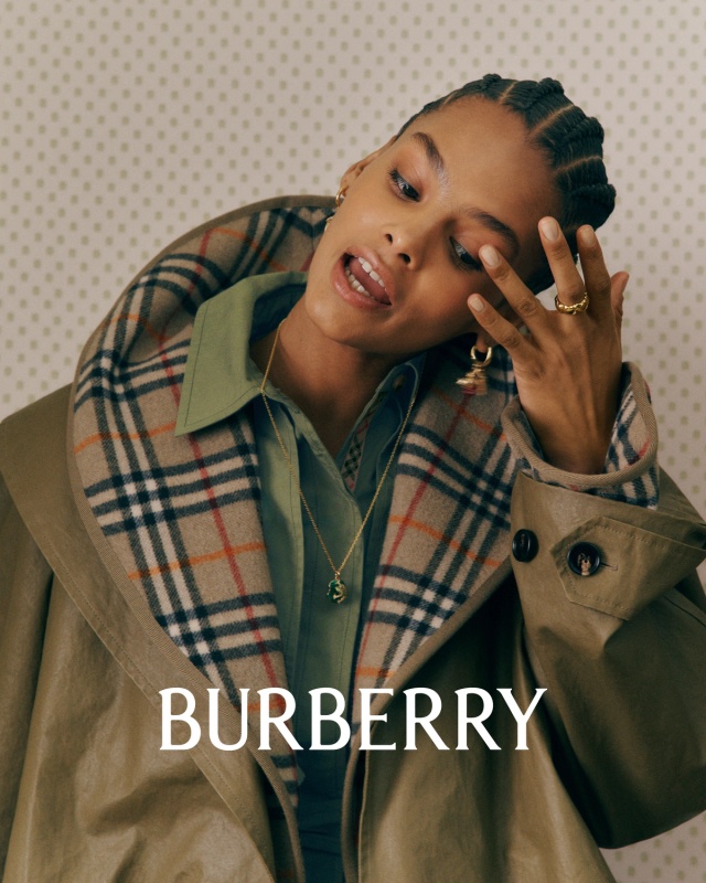 BURBERRY 