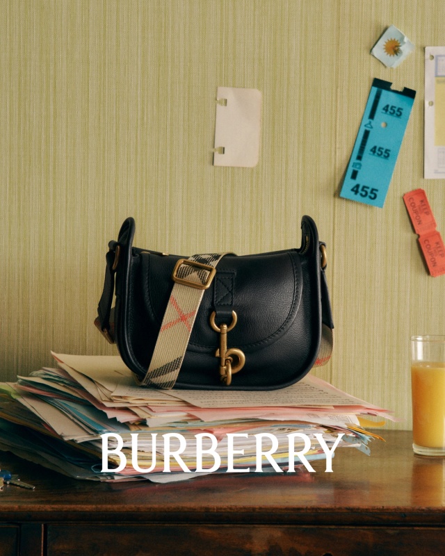 BURBERRY 