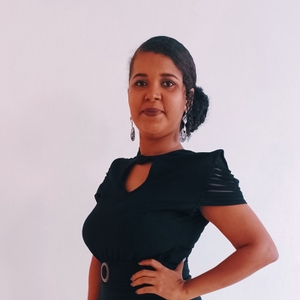 Maíra Correia