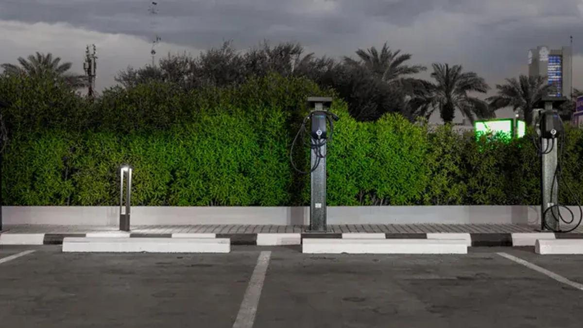 دليل الحصول على تصريح SEC لتركيب شاحن السيارة الكهربائية في المنزل (السعودية 2026)