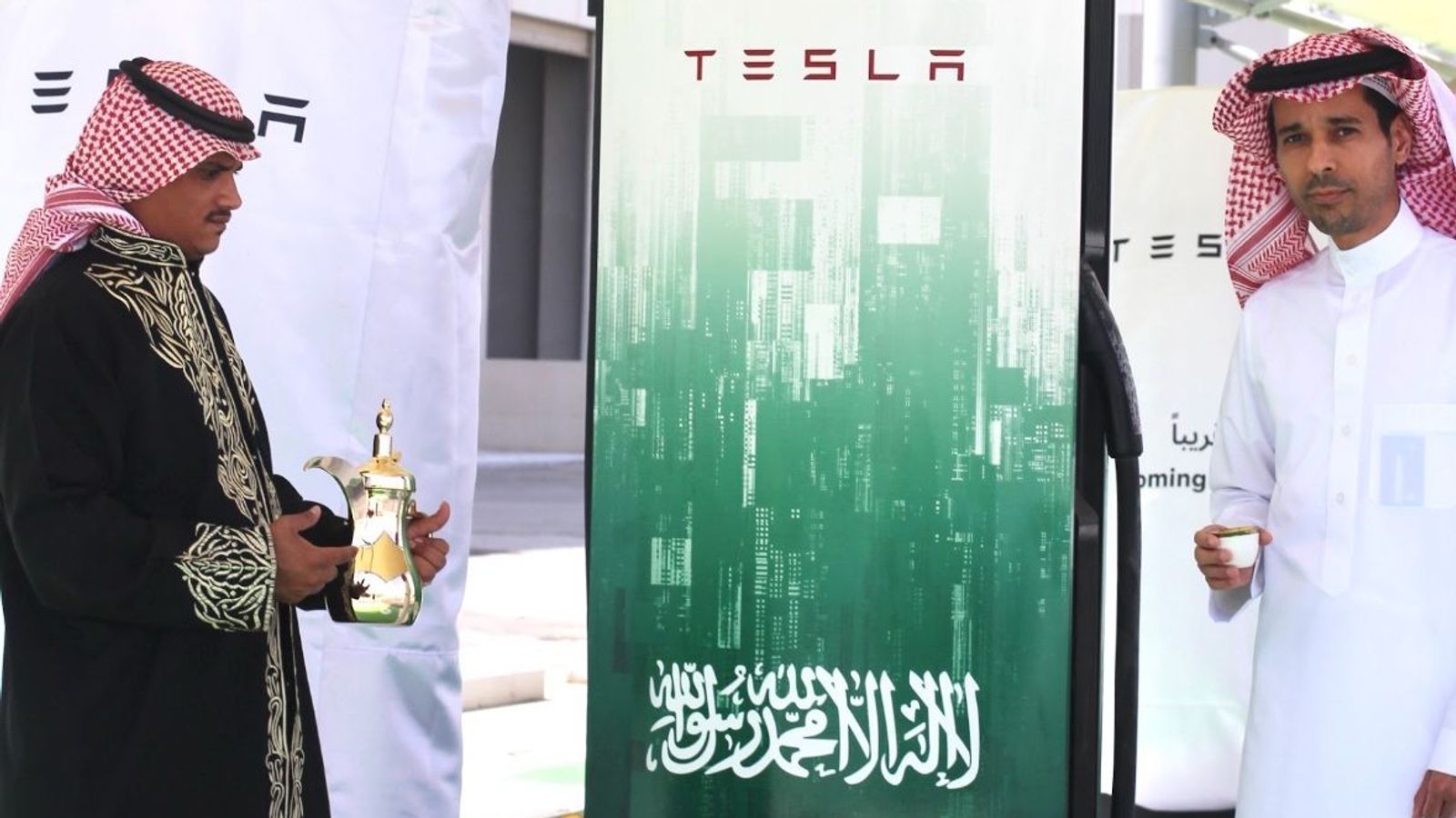 كيف تختار الشاحن المناسب لسيارتك الكهربائية؟ دليل شامل للمبتدئين