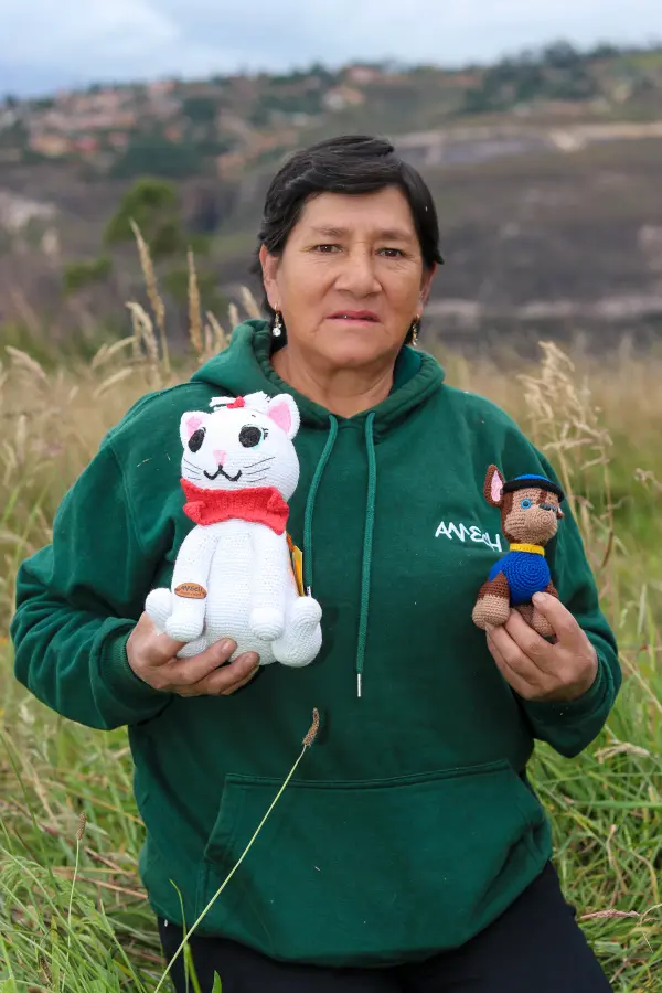 Asociación de artesanas “Manos Emprendedoras” - Imagen 9