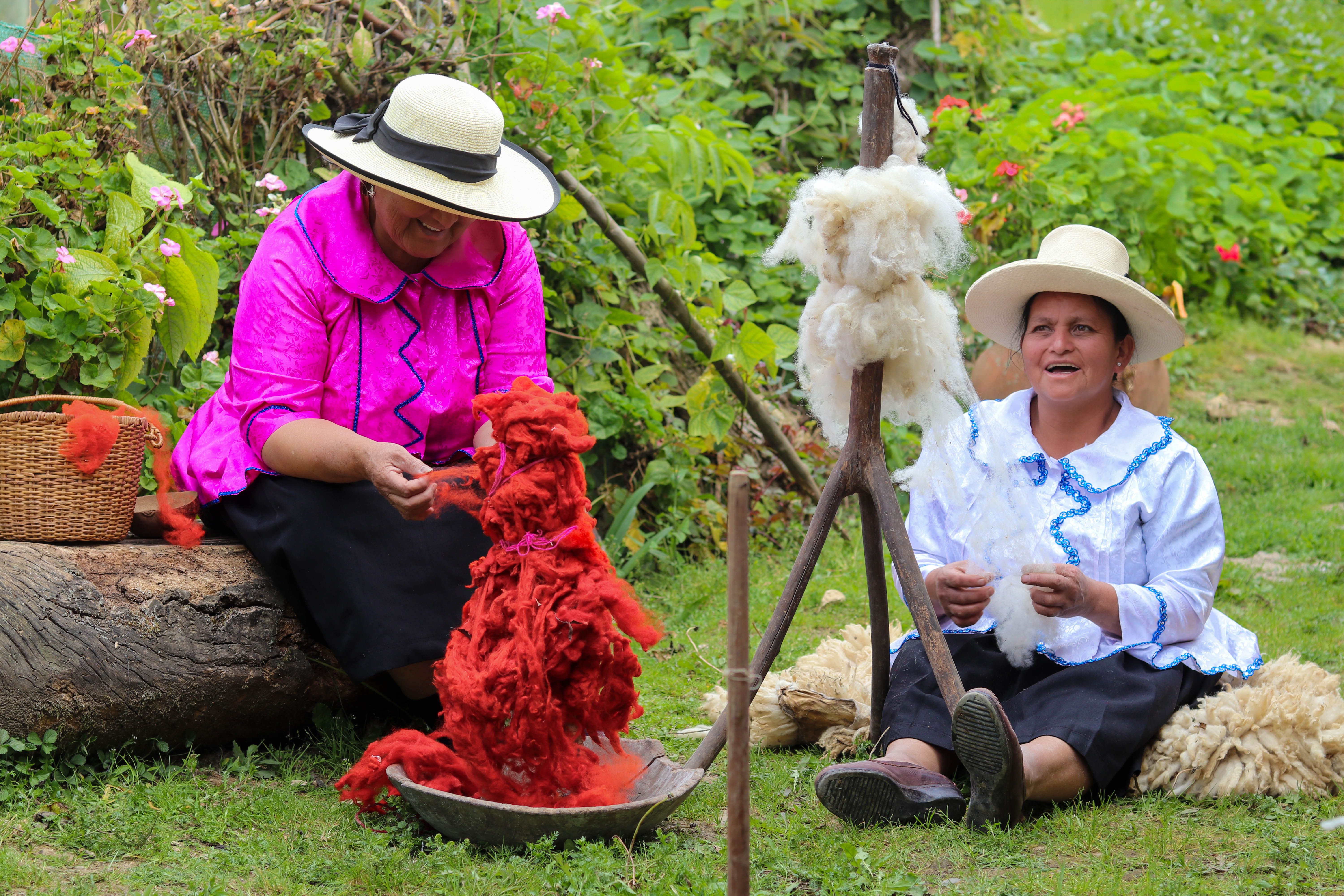 Asociación Artesanal textil Tishana Minga de Cohechan - Imagen 10