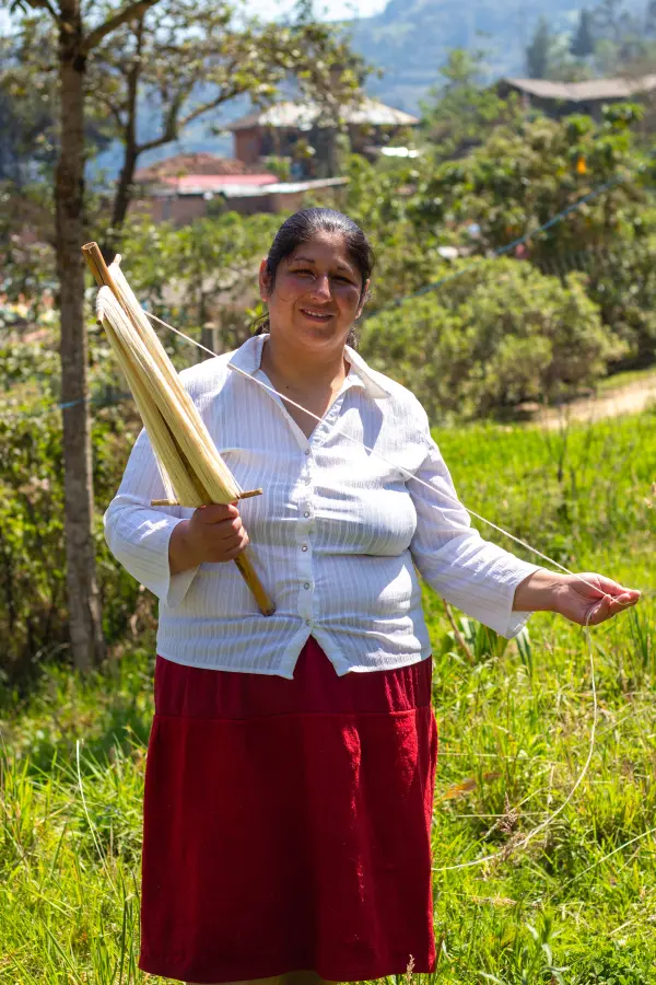 Asociación Comunal Productiva de Tejedoras - Maria - Imagen 4