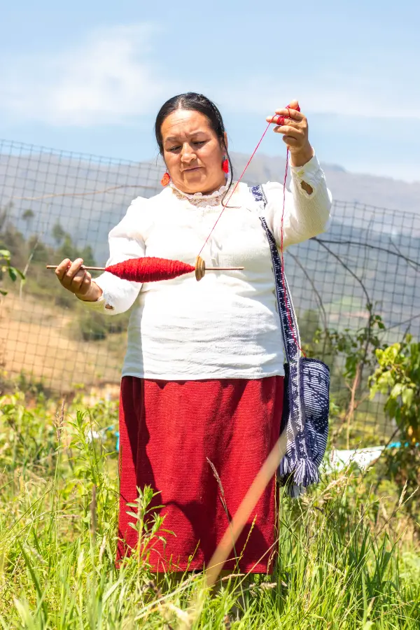 Asociación Comunal Productiva de Tejedoras - Maria - Imagen 6