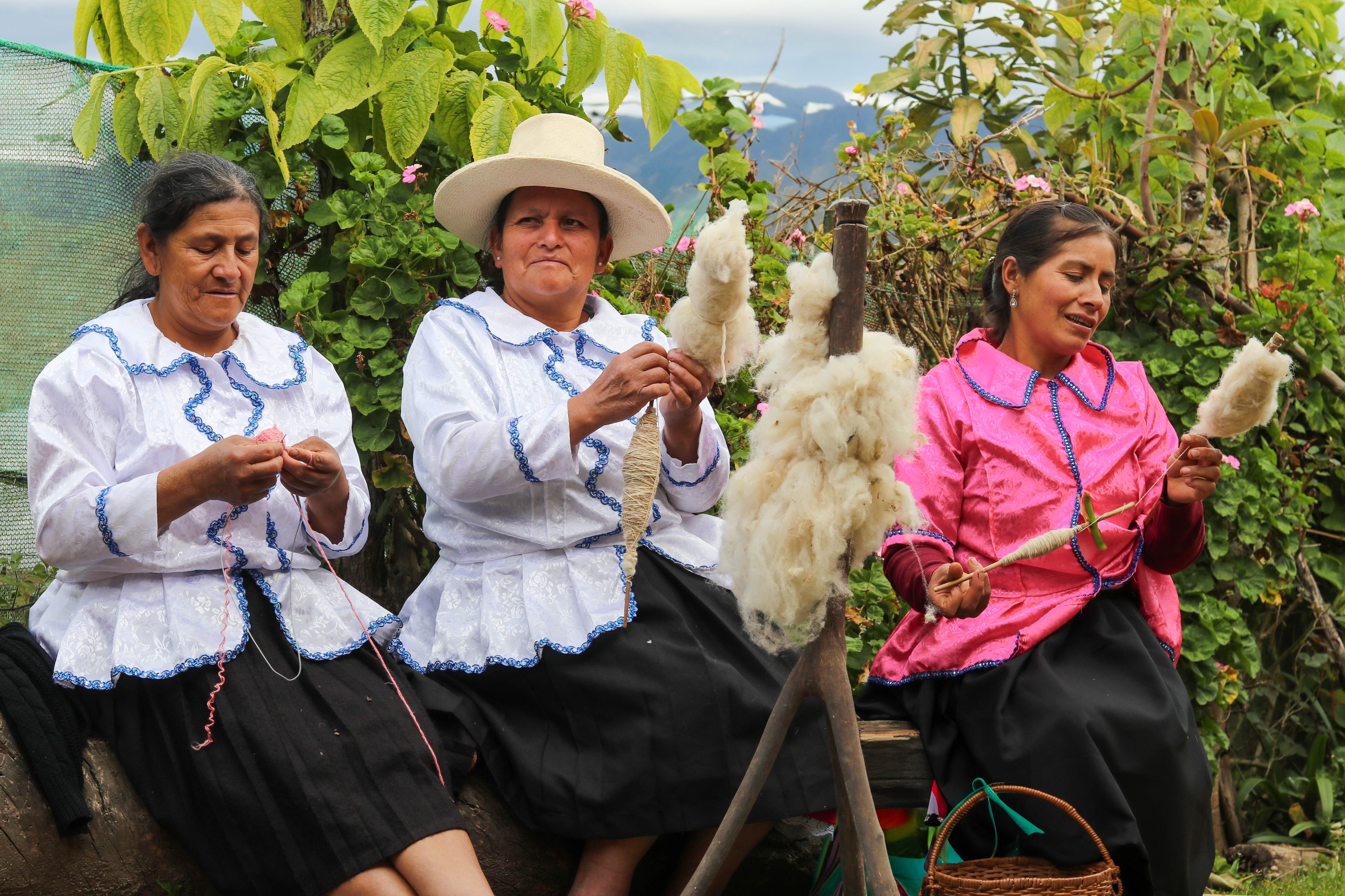 Asociación Artesanal textil Tishana Minga de Cohechan - Imagen 1