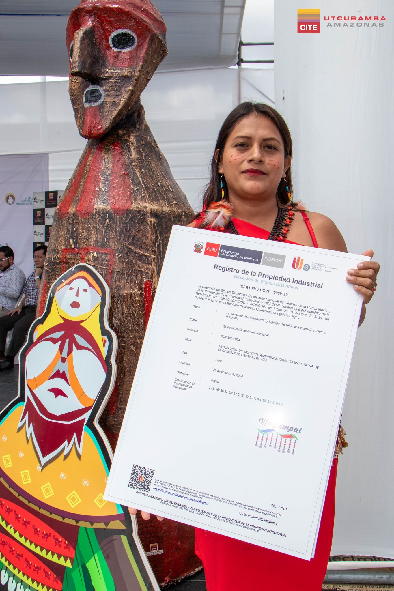 Impulsando la Identidad Artesanal: Entrega de Certificados de Registro de Marcas Colectivas