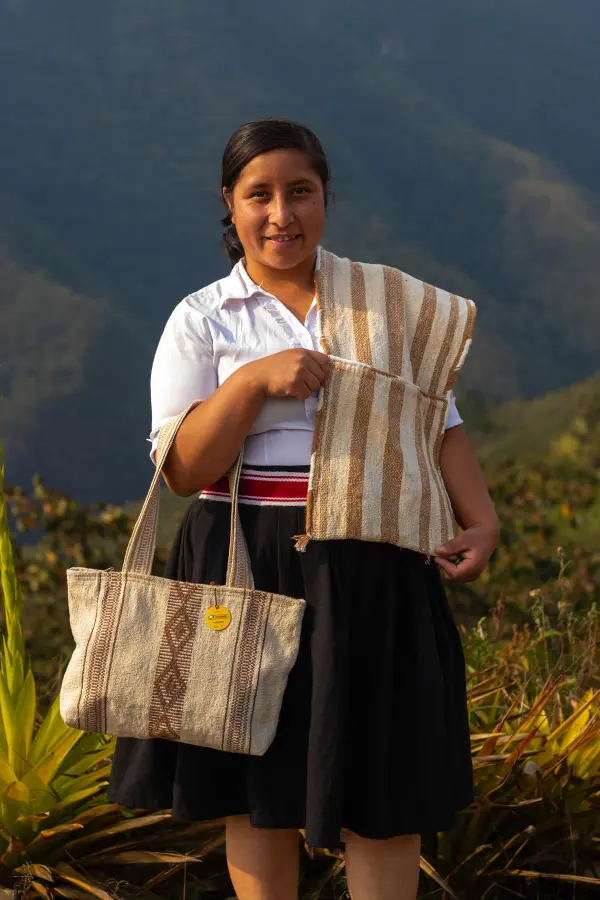 Asociación de artesanía La Tishana-Gocta - Imagen 23