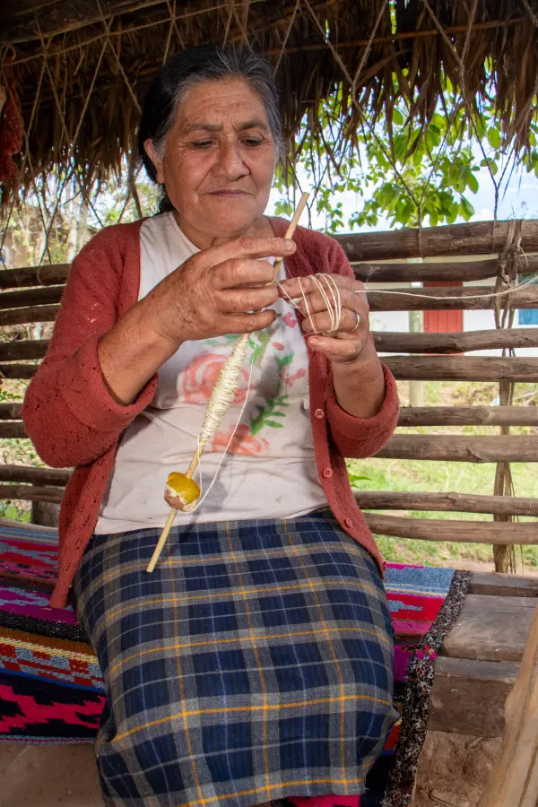 Asociación de artesanía “La Flor del Maguey” - Imagen 11