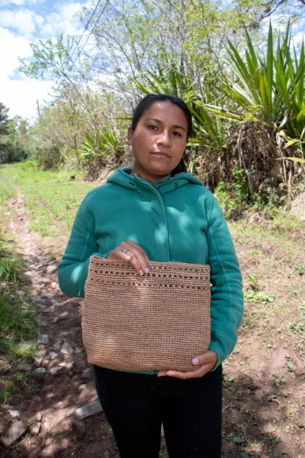 Asociación de artesanía “La Flor del Maguey” - Imagen 13