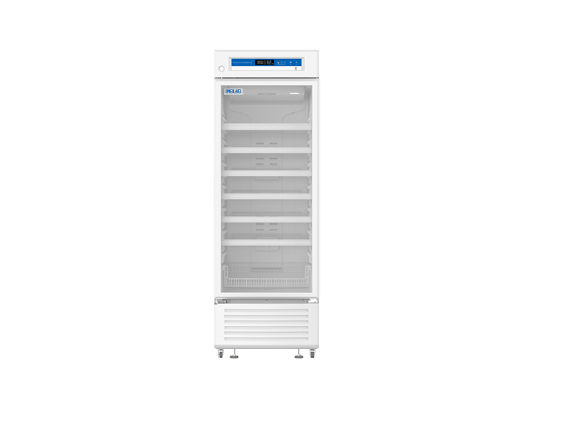 Refrigerador farmacéutico y grado médico para vacunas, medicamentos y reactivos de 400 L ( 14.1 ft³) que ofrece una temperatura precisa de 2°C a 8°C y cuenta con registro interno de datos.
