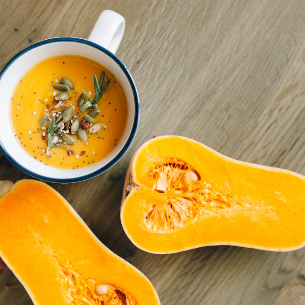 Nos 8 meilleures recettes de soupes protéinées pour l'automne
