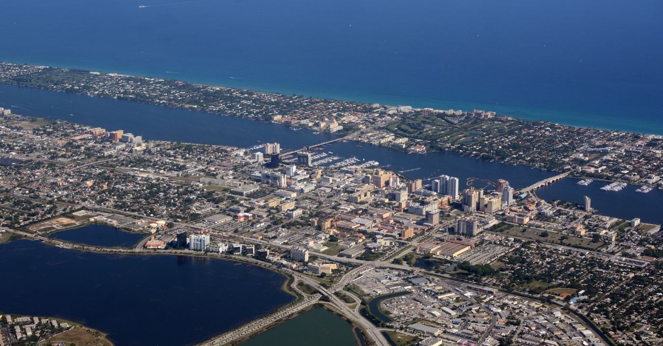 Custom Home Builders in Hypoluxo Island