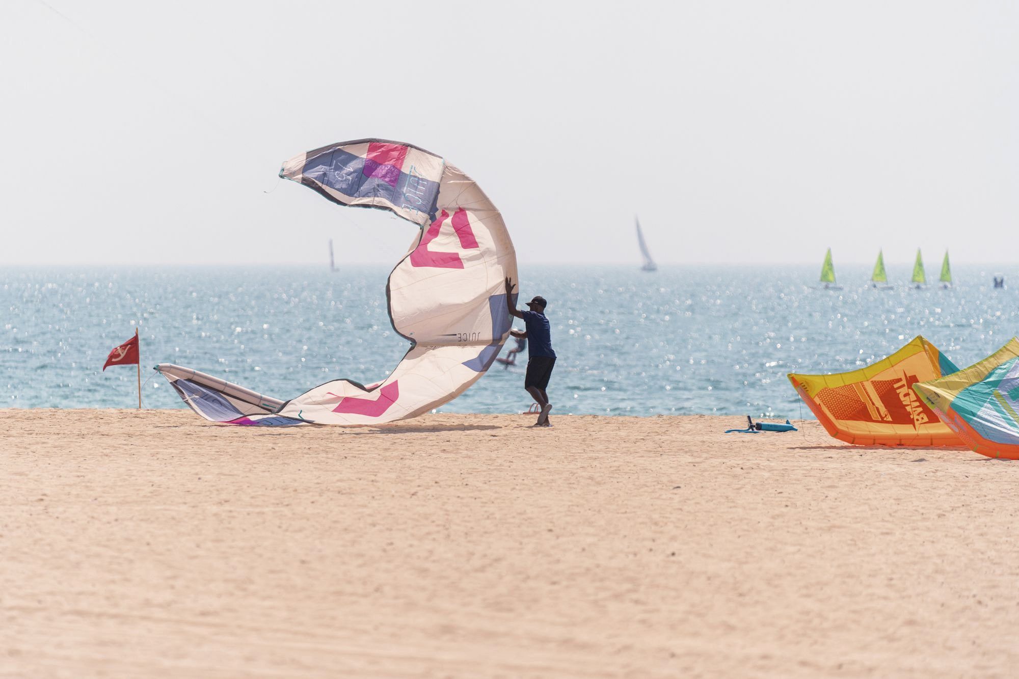 Kite Beach in Dubai, a free public beach on the Gulf with kitesurfers
