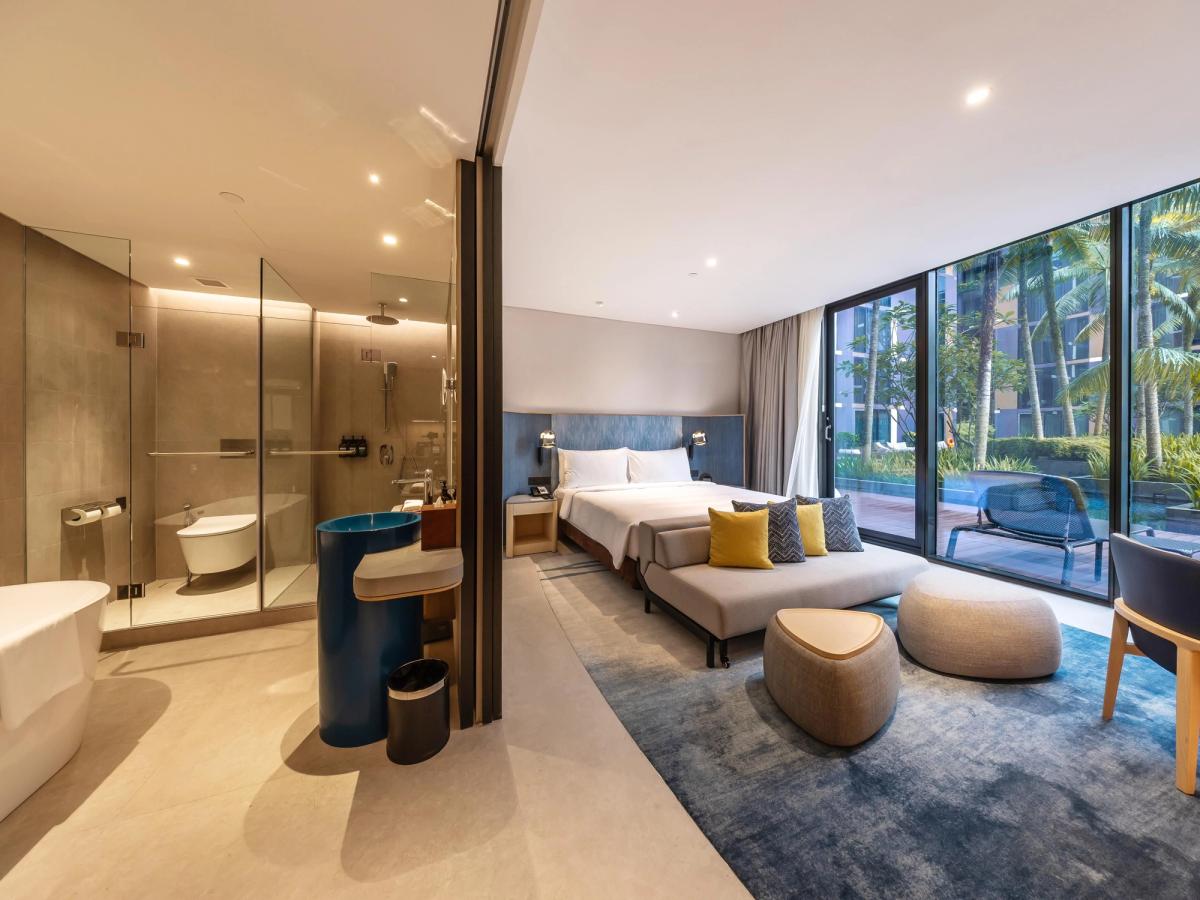 Crowne Plaza Singapore